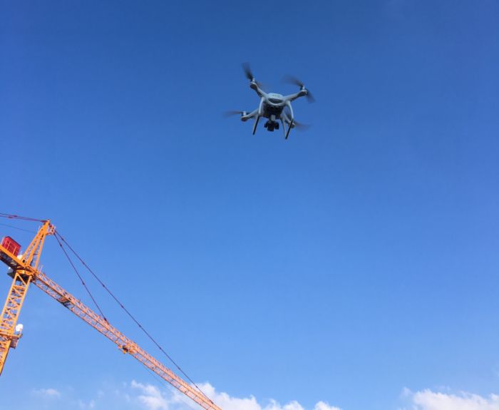 002初次无人机仿照安全查抄塔吊.jpg