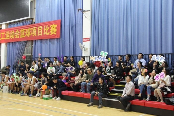 全方位提供服务支持的后援堡垒（王威海 摄）.jpg