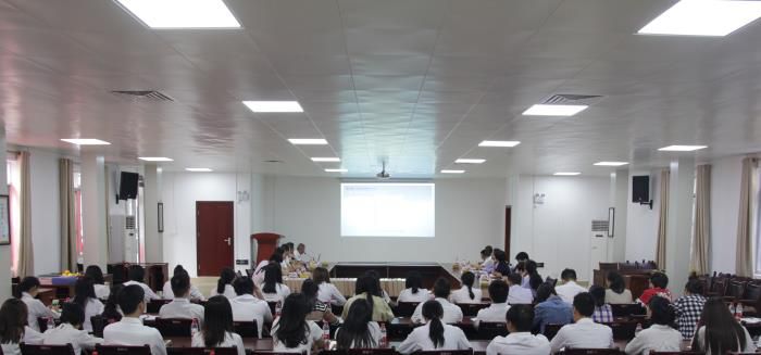 8会议现场。邓灿滨 摄700.jpg