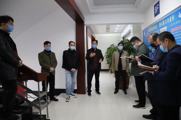 1五分公司查抄现场。杨钰 摄700.JPG