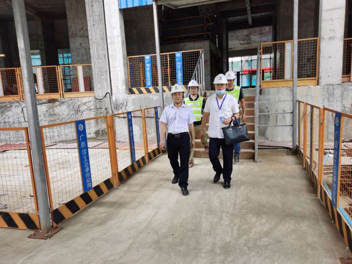 查抄现场。 叶振鹏 摄.jpg