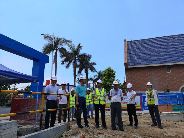 陈祖训在北海龙胤银滩天际项目。陆勤摄.jpg