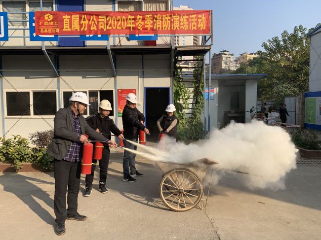 演练现场；畦￡ 摄.jpg