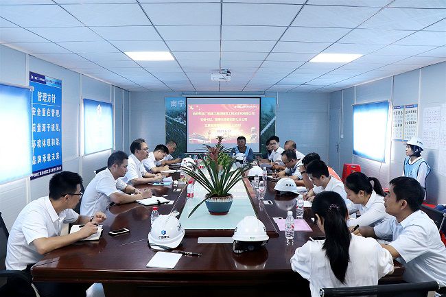 党课会议现场。 周煜川摄（建图）.jpg