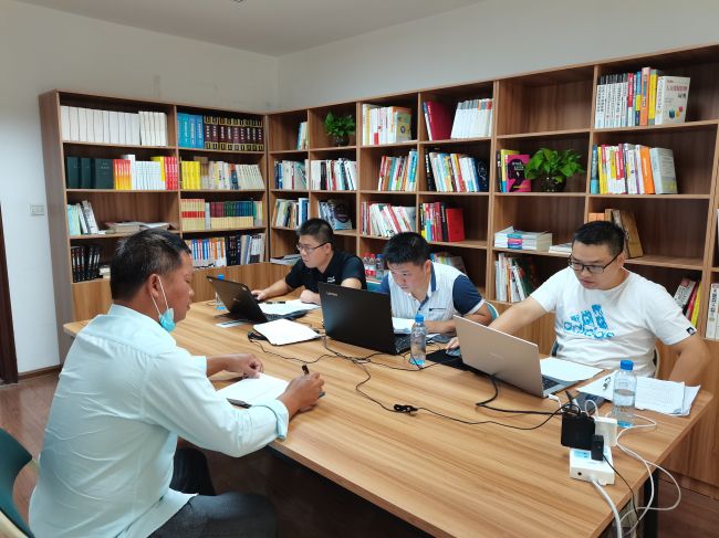 第二组答辩现场。李立云 摄.jpg