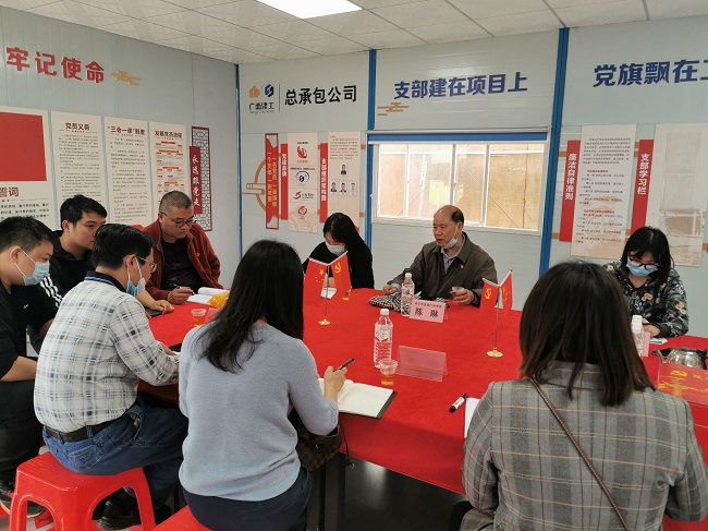 陈琳领导项目“红色工地”创J9集团作。王瑾贞 摄（建图）.jpg