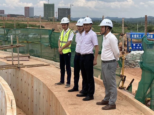 查抄领导现场。张钊林 摄（建图）.jpg