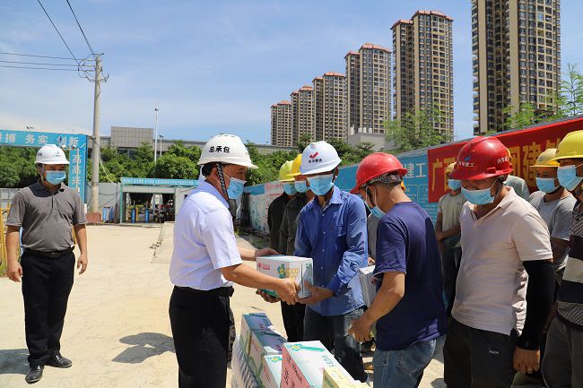 活动现场。杨钰 摄（建图）.jpg