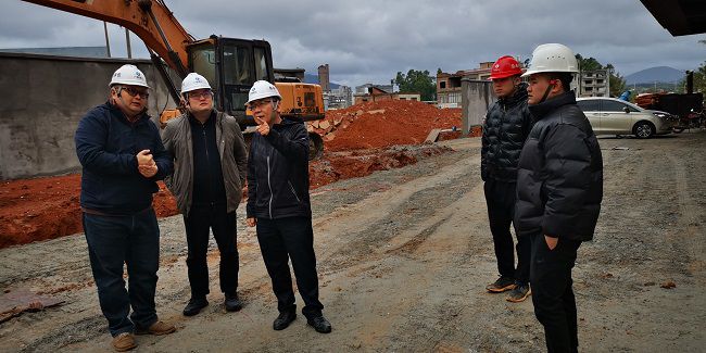 查抄现场。钟植焕 慑（建图）.jpg