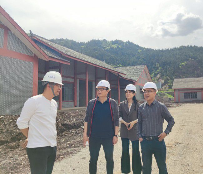 查抄现场。班华朋 摄（建图）.jpg