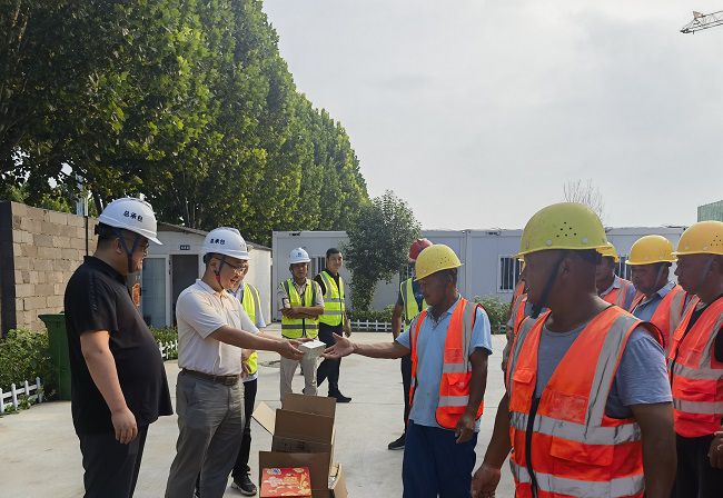 活动现场。杨醒晨 摄（建图）.jpg