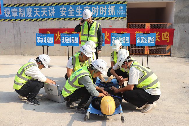 发展应急消防接济演练2。周煜川 摄（建图）.jpg